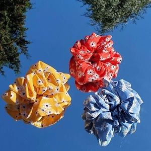 Multi style 3 pack mystery scrunchy bundle
